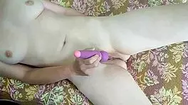 Horny Girl Masturbates On Webcam And Cums Loud