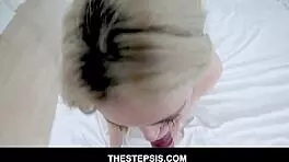 The Most Cute And Beautiful Feet Ever Get Massage In Best New York Salon