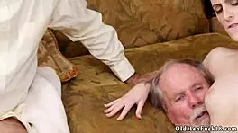 Collared teen Alex Harper meets Frankie for anal