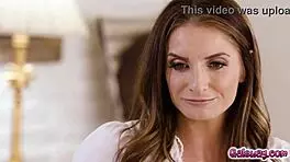 Silvia Pleasures Liz