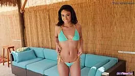 naughty teen 18+ twerking and sucking cock