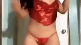 Peruvian cousin dances twerking in red outfit on webcam