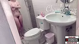 หลอกเย็ดสาวในห้องน้ำ