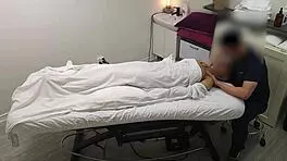sarah, a young 18+ indian student, enjoyed her first sensual massage in college