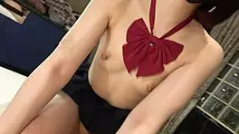 무수정 일본 검은 머리 뷰티 세일러 슈트에서 블로우잡과 크림파이