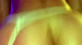 Step sister's boyfriend tempted by shaking ass