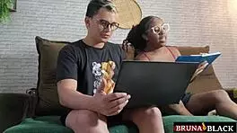 Jovens estudantes deixa de estudar para fuder gostoso no pelo