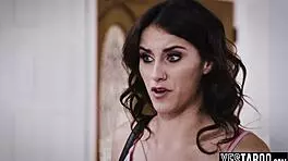 i angry milf fight with teen stepsis lesbian