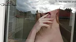 Babe sends sexy video from Paris, masturbating