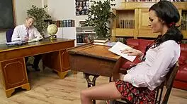 Teen 18+ Lexi Ward Enjoys Helping Her Professors