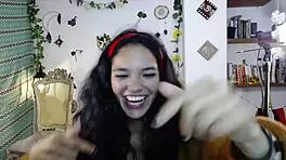 sexy teen 18+ performs on webcam