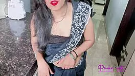 Beta gives huge cumshot facial to aunty's soft face