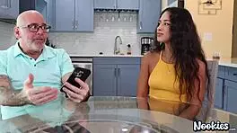 Luxe La Fox Fucks Moms Man - Nookies