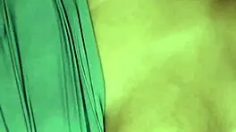 Follando La Nalgona Del Barrio