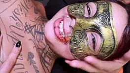 annie - esposa de corno na arena