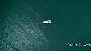 Asia Divine Fucked Doggy On Boat Creampie