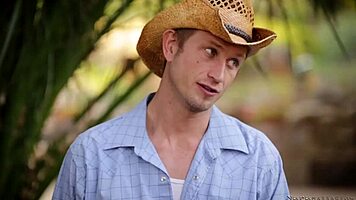 Relax with Jaye Summers in a Slippery Nuru Massage Session