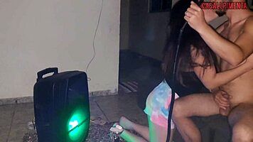 Amiga Seduces Friend for Deepthroat