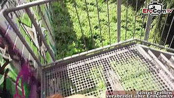 Deutsche Teen 18+ Schlampe Trifft für Outdoor POV Sex