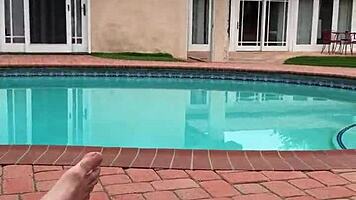 Big boobs Skylar Snow works that dick hard, babe! 😜