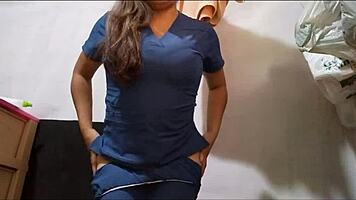 My hot hermanastra, I wanna bang ya so bad, I'm burnin' up for sex