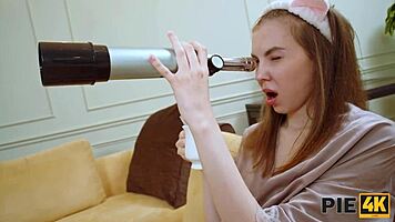 สาวเจ๋งล่อสาวผอมเข้าสามคนร้อนแรง