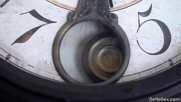 Seductive babe rubbing her tight twat to climax! 🔥