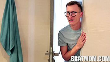 Stepmom Dates With Blowjob And Hardcore