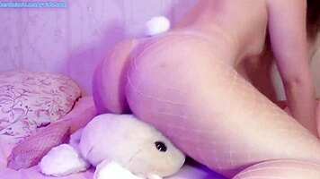 Remaja 18+ 18+ Slut Chanel Camryn Tunggang Kawan Ayah di POV Adventure 😈