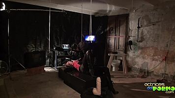 I give sadicox anal to yakima duran