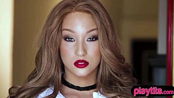 Elyse Jean From British Columbia Is The Sexiest Flowerchick You Ever Seen