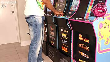 Yo, deepthroat while gaming old school style! 🎮