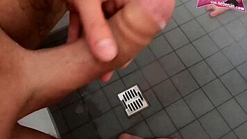 Deutsche teen slut enjoys private MMF threesome in shower