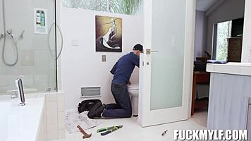 Krystal Sparks and Rion King in shutting up Karens scene