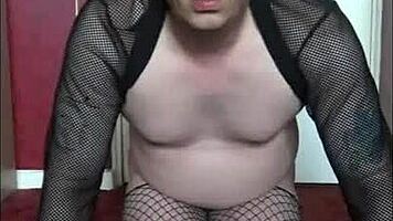 Bisexual Crossdresser Mark Wright Tries Electro T, Gets Turned On