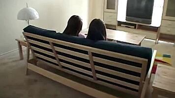 simpson twins get naughty and blowjob the dude in threesome