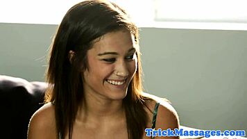 Petite 18+ Sucks Bigcock Intensely