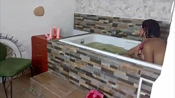 Dana Barzagli Y Luna En Espiando Un Compañero Del Cuarto Pt2