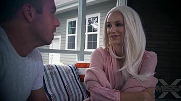 Hey, check out Missax's Artist sneak peek now