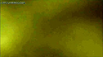 Watch this chocolate babe squirt from pussy fucking?