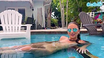 Sexy Amateur Teen 18+ Caught Fingering Herself Underwater