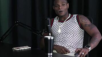 Casado Em Relacionamento Aberto Com Videos De Transsexual Que Deu Visibilidade E Swing Will Mastro Sheer Red