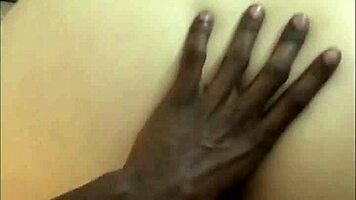 Look at that pretty redhead's hot ass!