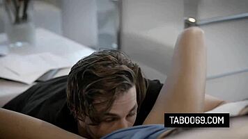 Brunette teen jaye summers enjoys reality moments with her boyfriend