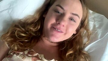 wanna watch lola blaize lose virginity?