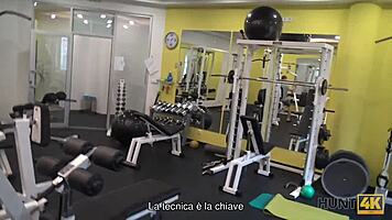 i allener� molto la tua fidanzata in hunt4k