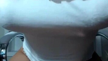 Watch this teen on webcam as she plays with her clit in high definition close-up. Amateurs join for more fun.