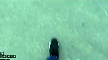 me encuentro a una linda morena y la llevo a mi apartamento y follo su cremoso co�o historia completa