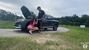 Hot girl with broken car on street paid with pussy?