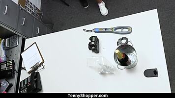 case no 7906202 - bubbly thief summer col blows jack vegas